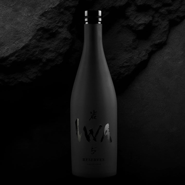 Iwa 5 - Reserves Sake Gift Box 720ml